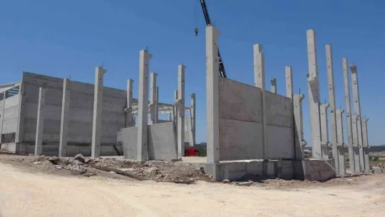 Ezine Gıda İhtisas OSB'de ilk fabrika kasım ayında açılıyor