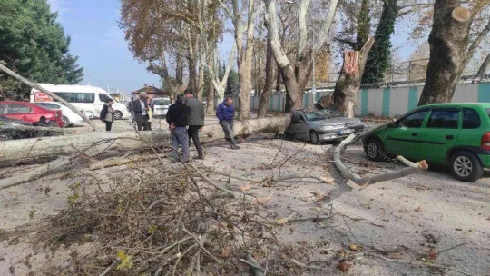Facianın eşiğinden dönüldü: Aracını bırakıp okula gitti, dakikalar sonrası korkunç