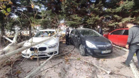 Facianın eşiğinden dönüldü: Aracını bırakıp okula gitti, dakikalar sonrası korkunç