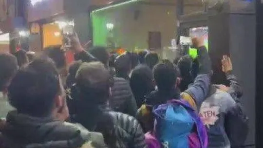 Fas'ın Dünya Kupası'nda yarı finale yükselmesi Esenyurt'ta coşkuyla kutlandı