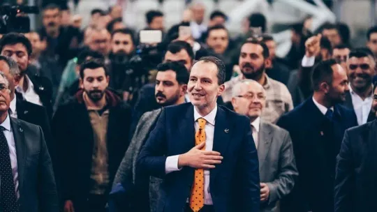 Fatih Erbakan: 'Bizim uyumadan, dinlenmeden başmüşahitleri İstanbul'da 32 bin, Türkiye'de 200 bin haline getirmemiz lazım'