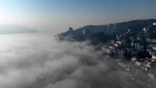 Fatih Sultan Mehmet Köprüsü'nden masalsı sis görüntüleri