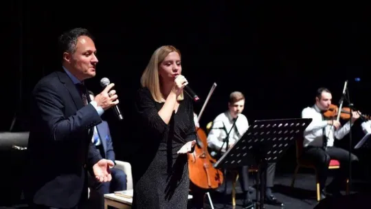 Fatih'te 'Fatih Edebiyat Günleri' 'İmzalı Kitapların Peşinde' sergisiyle başladı