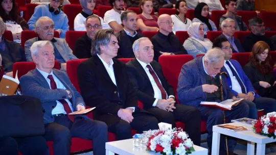 Fatih'te Cemalettin Server Revnakoğlu sempozyumu düzenlendi