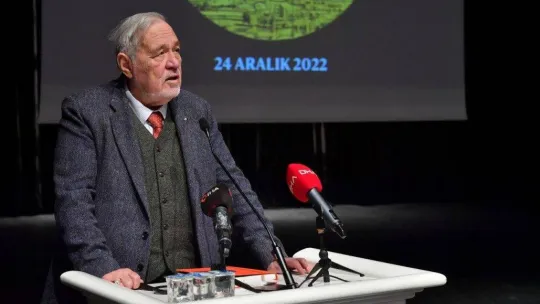 Fatih'te Cemalettin Server Revnakoğlu sempozyumu düzenlendi