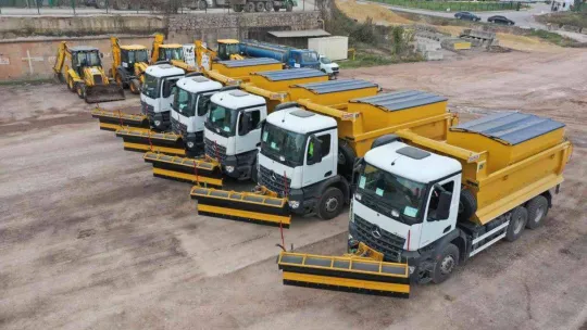 Fen İşleri'ne 5 yeni kamyon