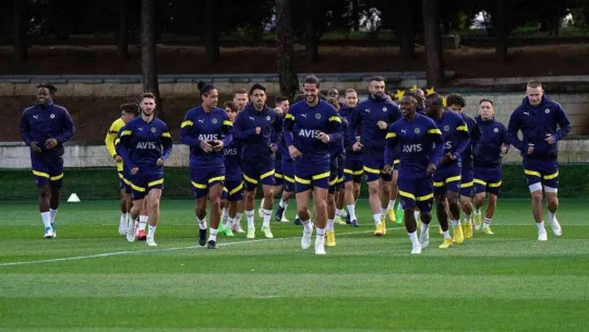 Fenerbahçe, AEK Larnaca maçına hazır