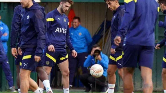 Fenerbahçe, AEK Larnaca maçına hazır