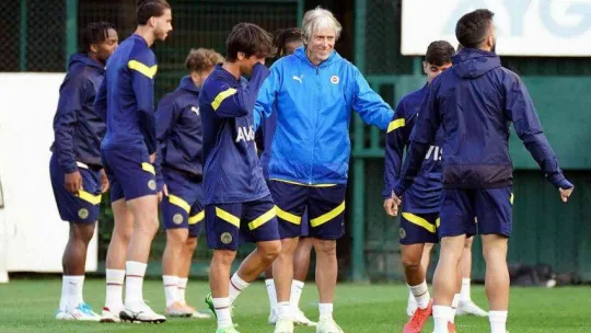 Fenerbahçe, AEK Larnaca maçına hazır