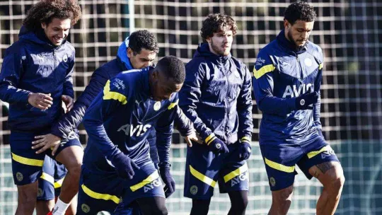 Fenerbahçe, Antalyaspor maçının hazırlıklarını tamamladı