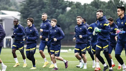 Fenerbahçe'de hazırlıklar sürüyor