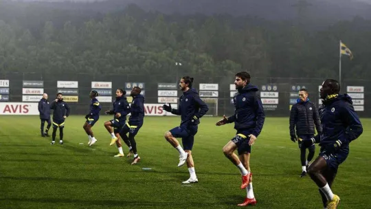 Fenerbahçe, Galatasaray maçı hazırlıklarına başladı