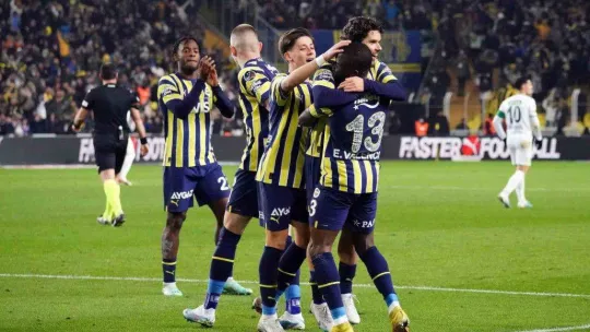 Fenerbahçe ile Konyaspor 44. randevuda