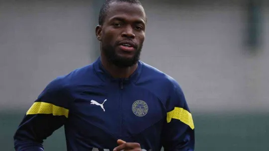 Fenerbahçe, İstanbul'daki hazırlıklarına başladı