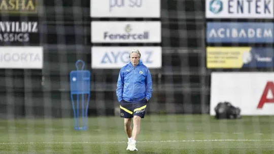 Fenerbahçe, İstanbul'daki hazırlıklarına başladı