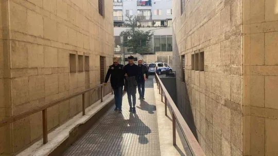 Feribotu kaçırdığı için bomba ihbarı yapan kişi serbest bırakıldı