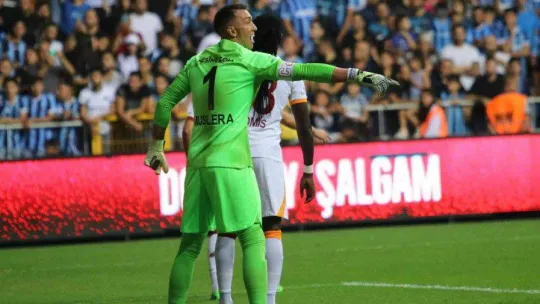 Fernando Muslera'nın Beşiktaş derbisi karnesi