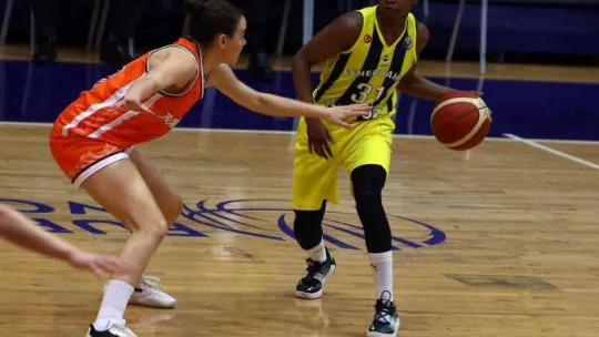 FIBA Avrupa Ligi: Fenerbahçe Alagöz Holding: 83 - Tango Bourges Basket: 64