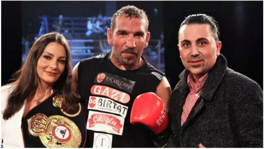 Fırat Arslan, eski Güney Amerika şampiyonuna karşı