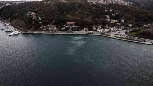 Fırtına ile Sarıyer sahillerinde oluşan ilginç görüntü dron kamerasına yansıdı