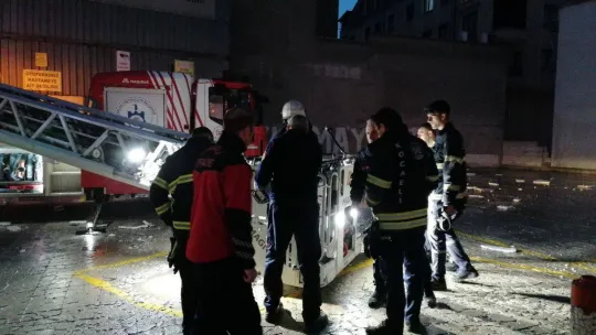 Fırtına vurdu, facianın eşiğinden dönüldü