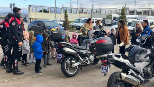 Minik öğrenciler, çocuk hakları konularında eğitim aldı