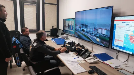 Kaymakam Toğan, görev başındaki personelleri ziyaret etti