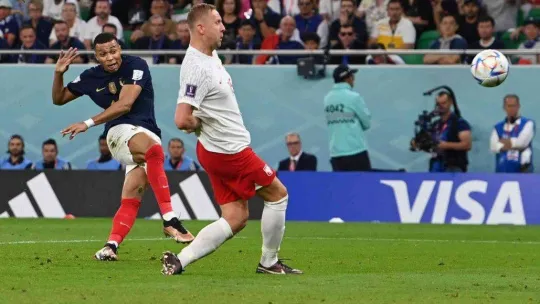 Fransa, yıldızlarıyla çeyrek finalde