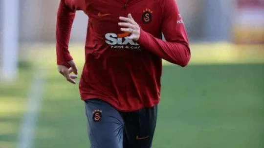 Galatasaray'da Icardi saha çalışmalarına başladı