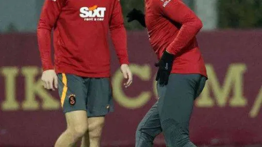 Galatasaray'da Oliveira idmanı yarıda bıraktı!