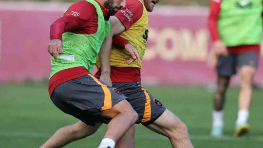 Galatasaray günü çift antrenmanla tamamladı
