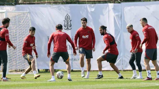 Galatasaray hazırlıklarını sürdürdü