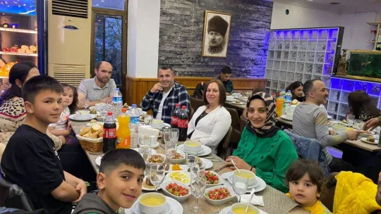 Garanti Mobilya Kurulum A.Ş. çalışanları, iftar programında buluştu.