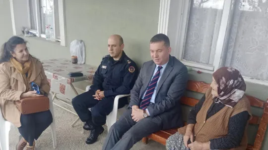 Kaymakam Toğan'dan 'Ailemiz İstanbul' Projesi Kapsamında Mahalle Ziyaretleri