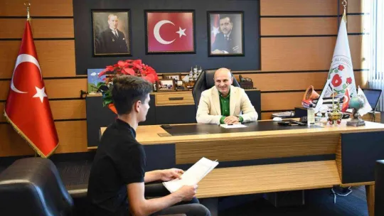 Gazeteci adayları sordu, Başkan Oral cevapladı