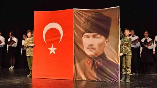 Gazi Mustafa Kemal Atatürk törenler ile anıldı