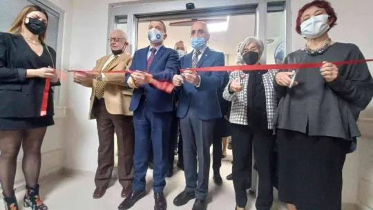 Gazi Üniversitesi Hastanesinde Türkiye'nin ilk Çocuk Genetik / Metabolik Hastalıklar İleri Tedaviler Araştırma ve Geliştirme Merkezi açıldı