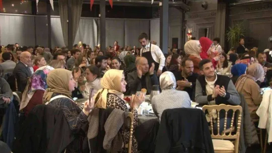 Gaziosmanpaşa'da öğretmenler yemekte buluştu