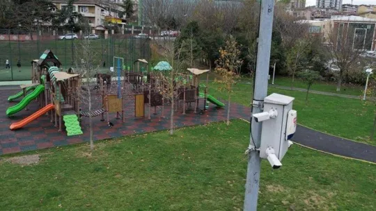 Gaziosmanpaşa'da parklar 24 saat boyunca izleniyor