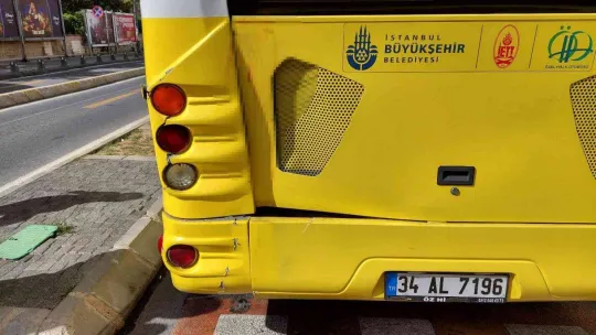 Gaziosmanpaşa'daki İETT peronlarında feci kaza: Şoför iki otobüsün arasında sıkıştı