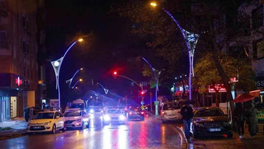 Gebze'nin 6 caddesi ışıl ışıl oldu