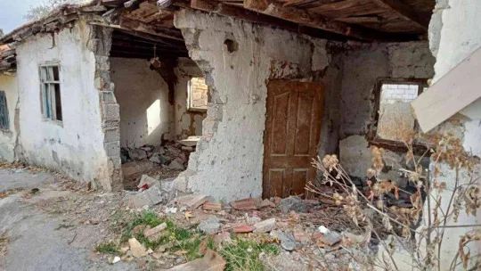 Gecekondusu 'yeşil alan' yapılacağı için yıkılan engelli adamdan Çankaya Belediyesine tepki: 'Ben nerede yaşayacağım'