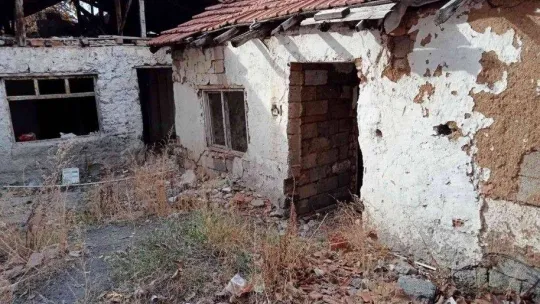 Gecekondusu 'yeşil alan' yapılacağı için yıkılan engelli adamdan Çankaya Belediyesine tepki: 'Ben nerede yaşayacağım'