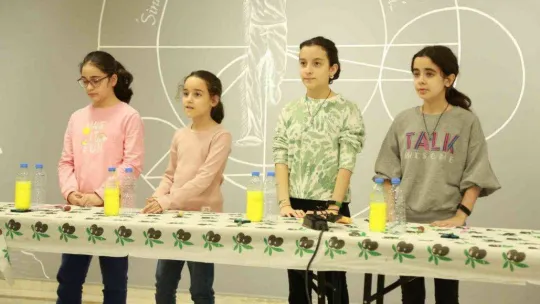 Geleceğin bilim insanları Esenler'de yetişiyor