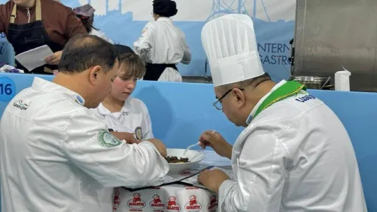 Geleceğin şefleri İstanbul'dan 3'ü altın 5 madalya ile döndü