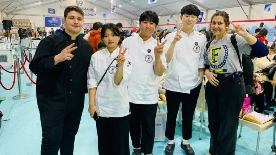 Geleceğin şefleri İstanbul'dan 3'ü altın 5 madalya ile döndü