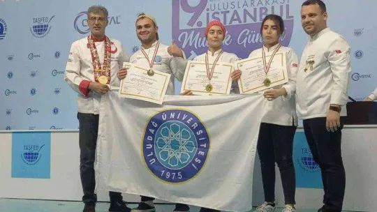 Geleceğin şeflerinden büyük başarı