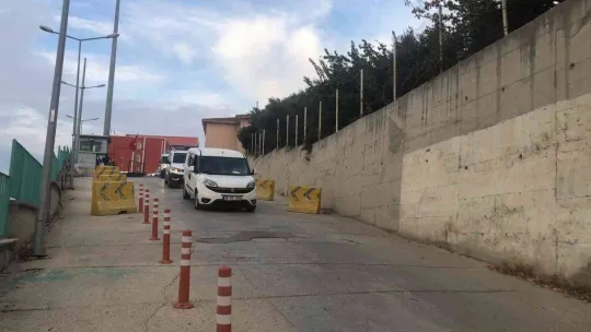 Gemlik'te dron destekli şafak operasyonu