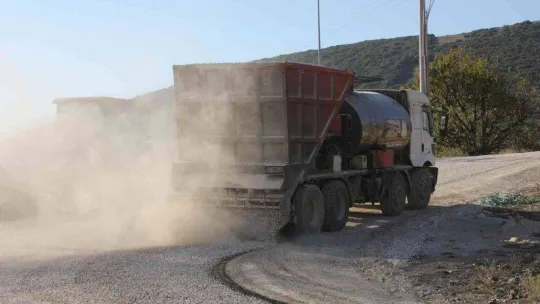 Gemlik'te geçen yıl 25 kilometre yol yapıldı