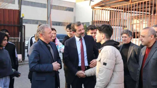 Gençler istedi, Başkan Işık yaptı